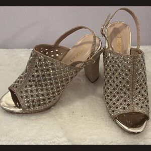 Delicacy Women's Sparkling Gold Heels